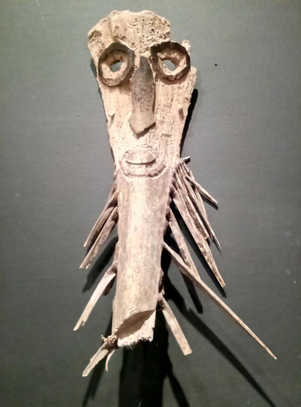 filippo biagioli maschera in legno di palma mediterranea mostra onzo 1