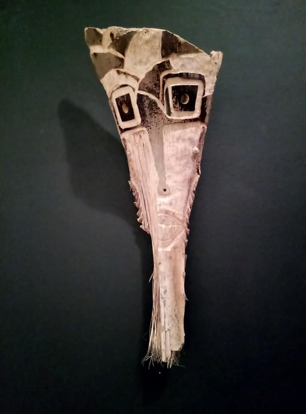 filippo biagioli maschera in legno di palma mediterranea mostra onzo 6