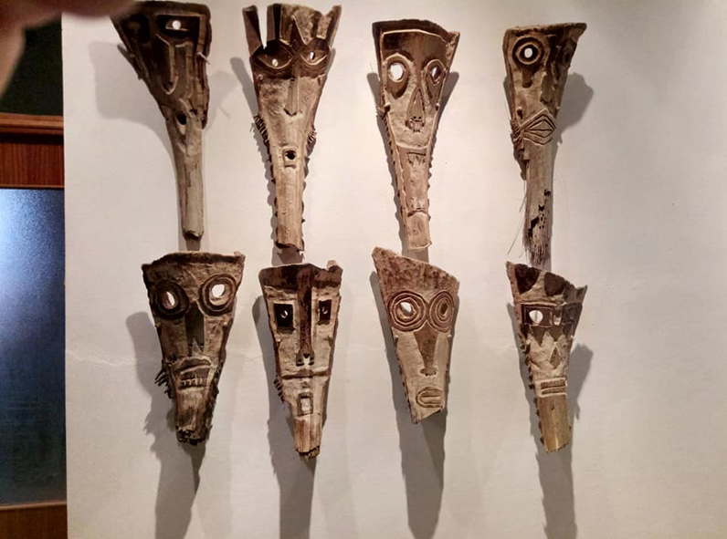 filippo biagioli maschera in legno di palma mediterranea mostra onzo 7