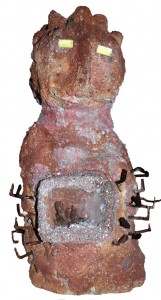 reliquiario con involucro ninfale di cicala arte tribale europea filippo biagioli european tribal art