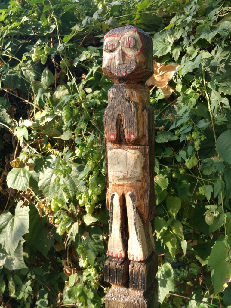 filippo biagioli studio fiume figura guardiana  art work space river guardian figure